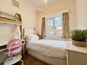 Bedroom 3- click for photo gallery